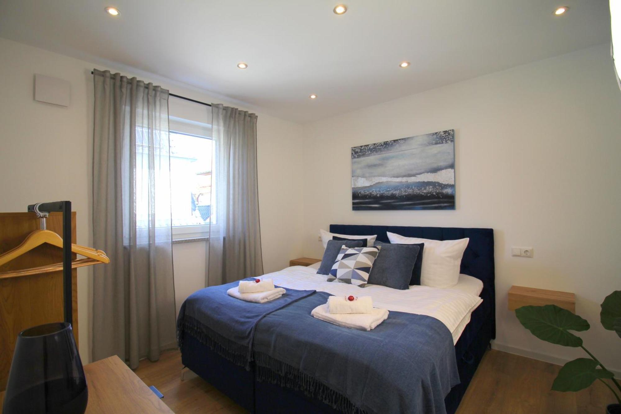 Apartment Mit Voll Ausgestatetter Kueche, Badewanne, Balkon, Parkplatz Vor Dem Haus, Ruhig Gelegen, Ada4 Kulmbach Exterior foto