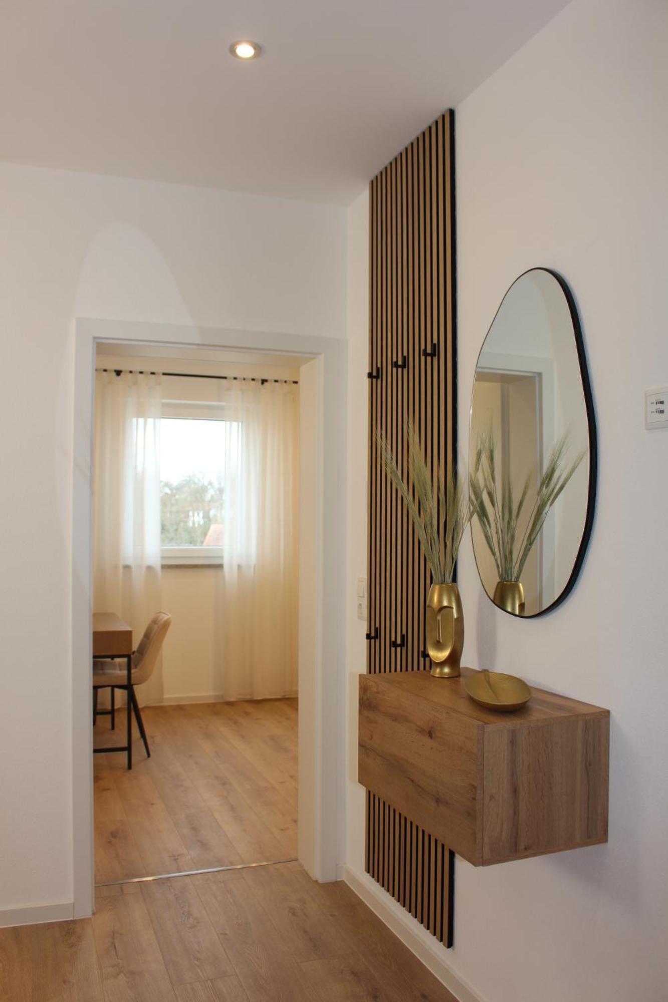 Apartment Mit Voll Ausgestatetter Kueche, Badewanne, Balkon, Parkplatz Vor Dem Haus, Ruhig Gelegen, Ada4 Kulmbach Exterior foto