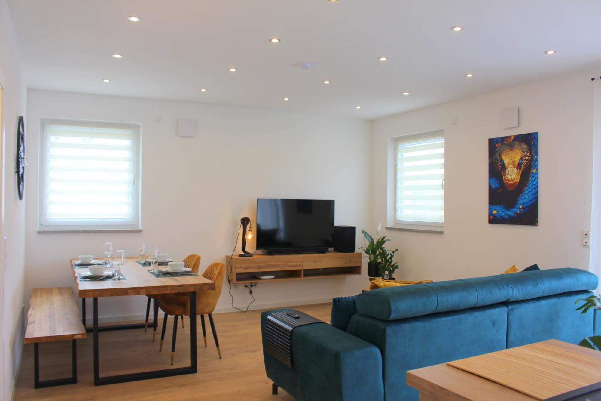 Apartment Mit Voll Ausgestatetter Kueche, Badewanne, Balkon, Parkplatz Vor Dem Haus, Ruhig Gelegen, Ada4 Kulmbach Exterior foto